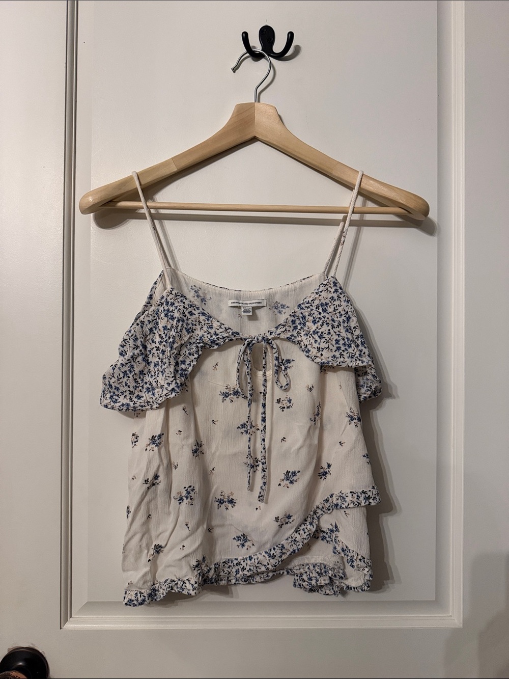 American Eagle Outfitters White Floral Ruffle Tie-Front Cami